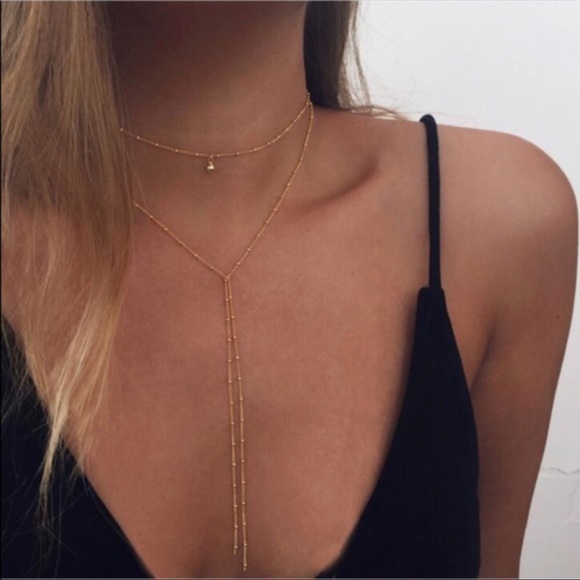 Jewelry - Gold tone layered necklace